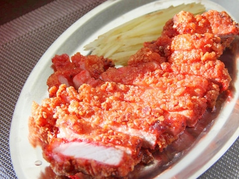 台湾のご当地とんかつ『紅焼肉(ホンシャオロウ)』